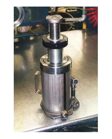 comprar Gato hidráulico de botella 10ton 150mm. A11015 Larzep de LARZEP - Elevación y transporte comprar Gato hidráulico de botella 10ton 150mm. A11015 Larzep de LARZEP - Elevación y transporte