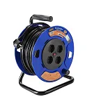 Enrollacables abierto 25m 3G1.5 con luz LED 4 tomas y 2 puertos USB. OME25164SL-PX Luceco