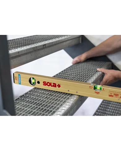 comprar Nivel magnético Focus AZM 100cm. de SOLA - Niveles, reglas