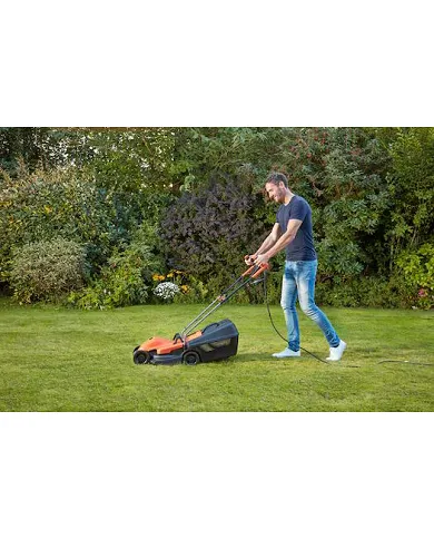 comprar Cortacésped 1.200W 32cm 35 litros. Manillar bicicleta. BEMW451BH-QS Black+Decker de BLACK & DECKER - Cortacéspedes comprar Cortacésped 1.200W 32cm 35 litros. Manillar bicicleta. BEMW451BH-QS Black+Decker de BLACK & DECKER - Cortacéspedes